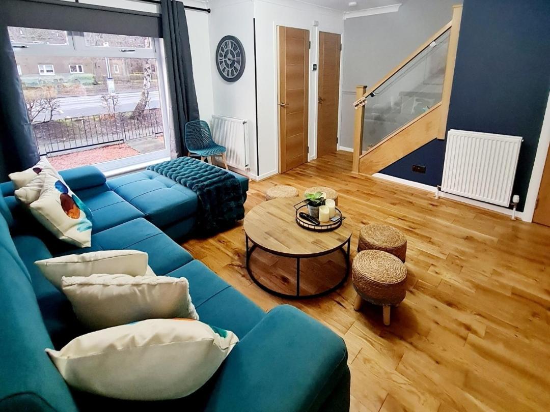 Bright 3Br Walking Distance To Town - Free Parking Apartment Glasgow Luaran gambar